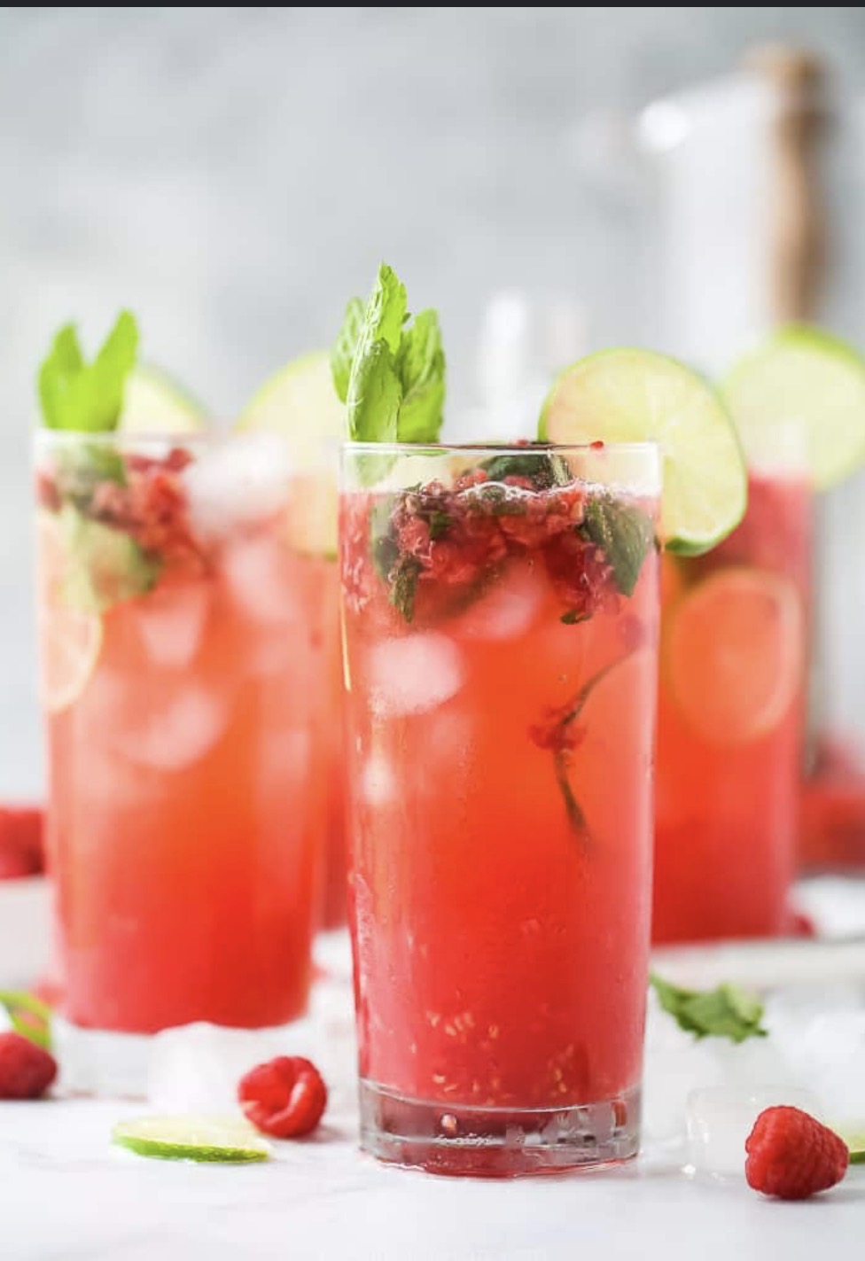 Raspberry mojito